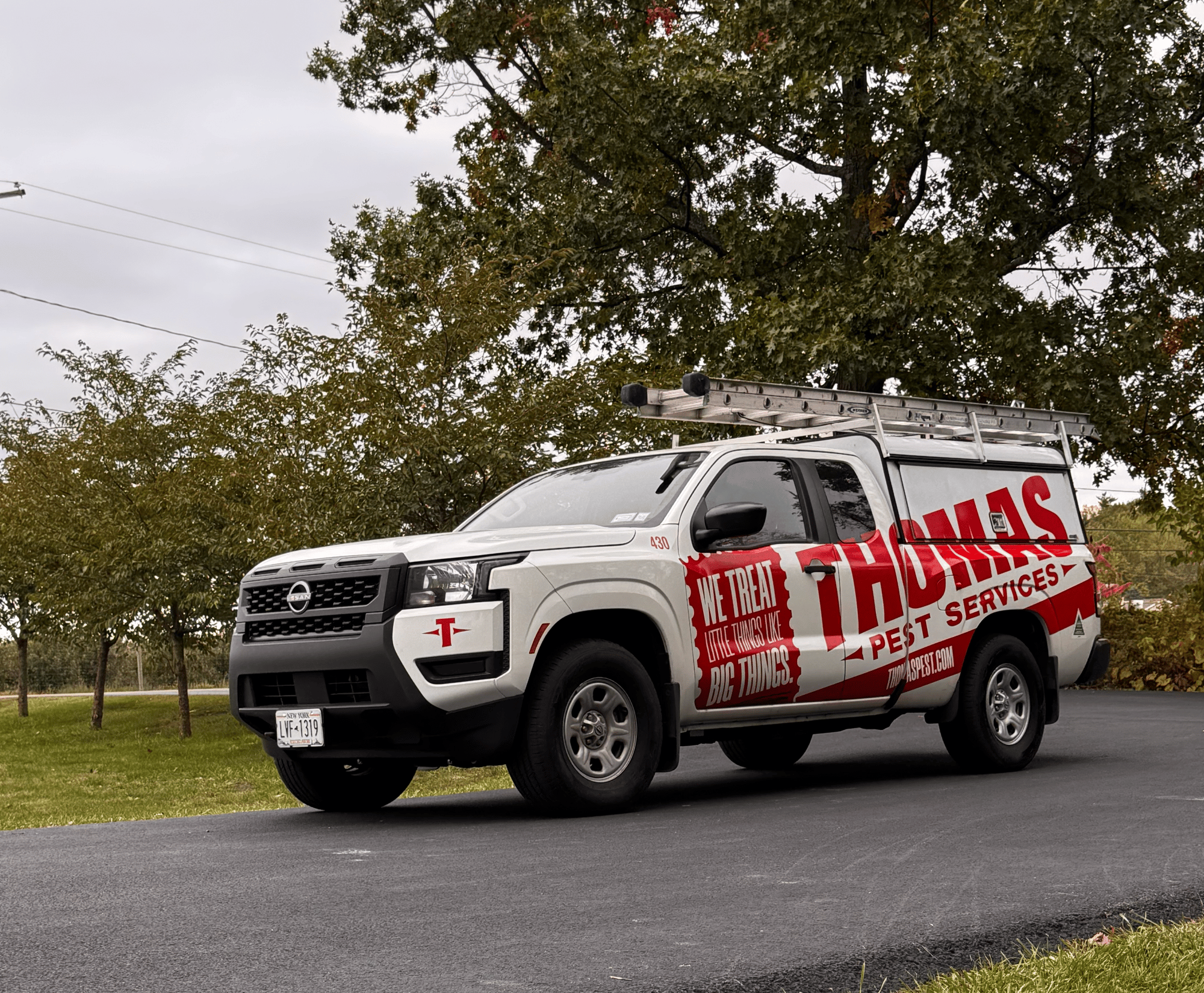 Thomas Pest Services Vehicle